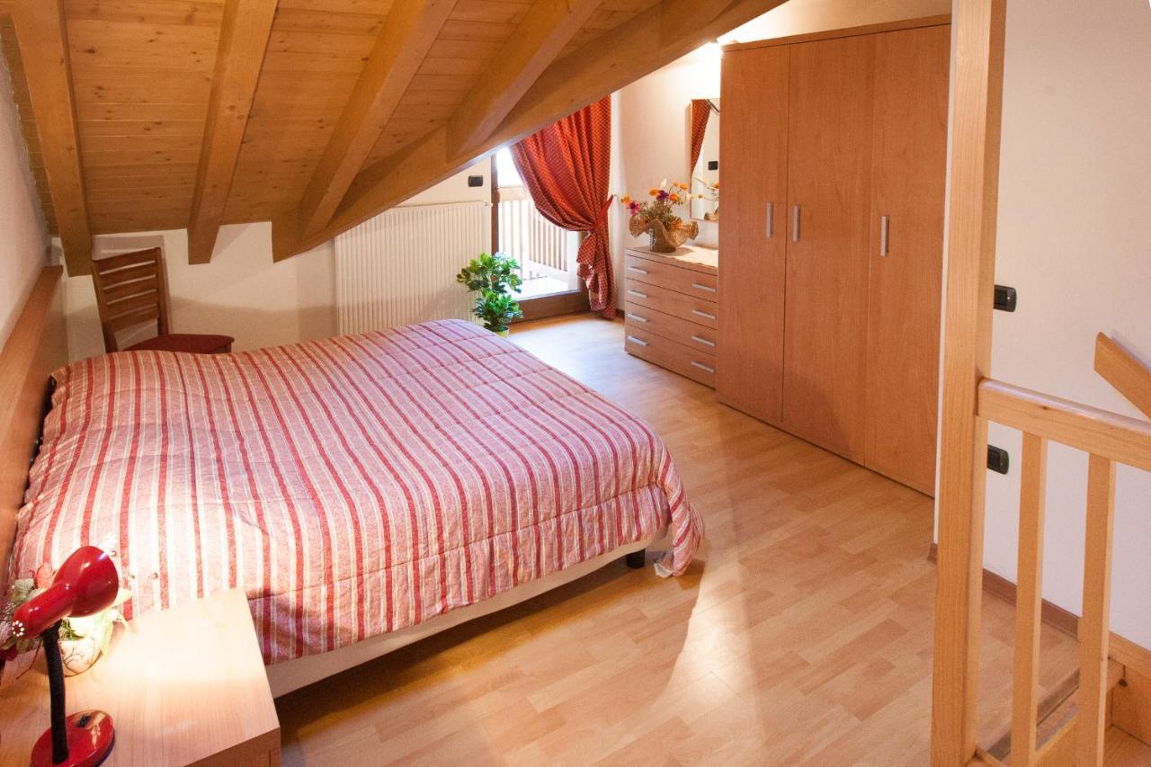 Апартаменти Casa Al Moro Рокка-П'єторе Екстер'єр фото